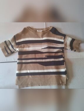 Time and Tru Women's Size XS (0-2) Short Sleeve Striped Sweater Gently Used